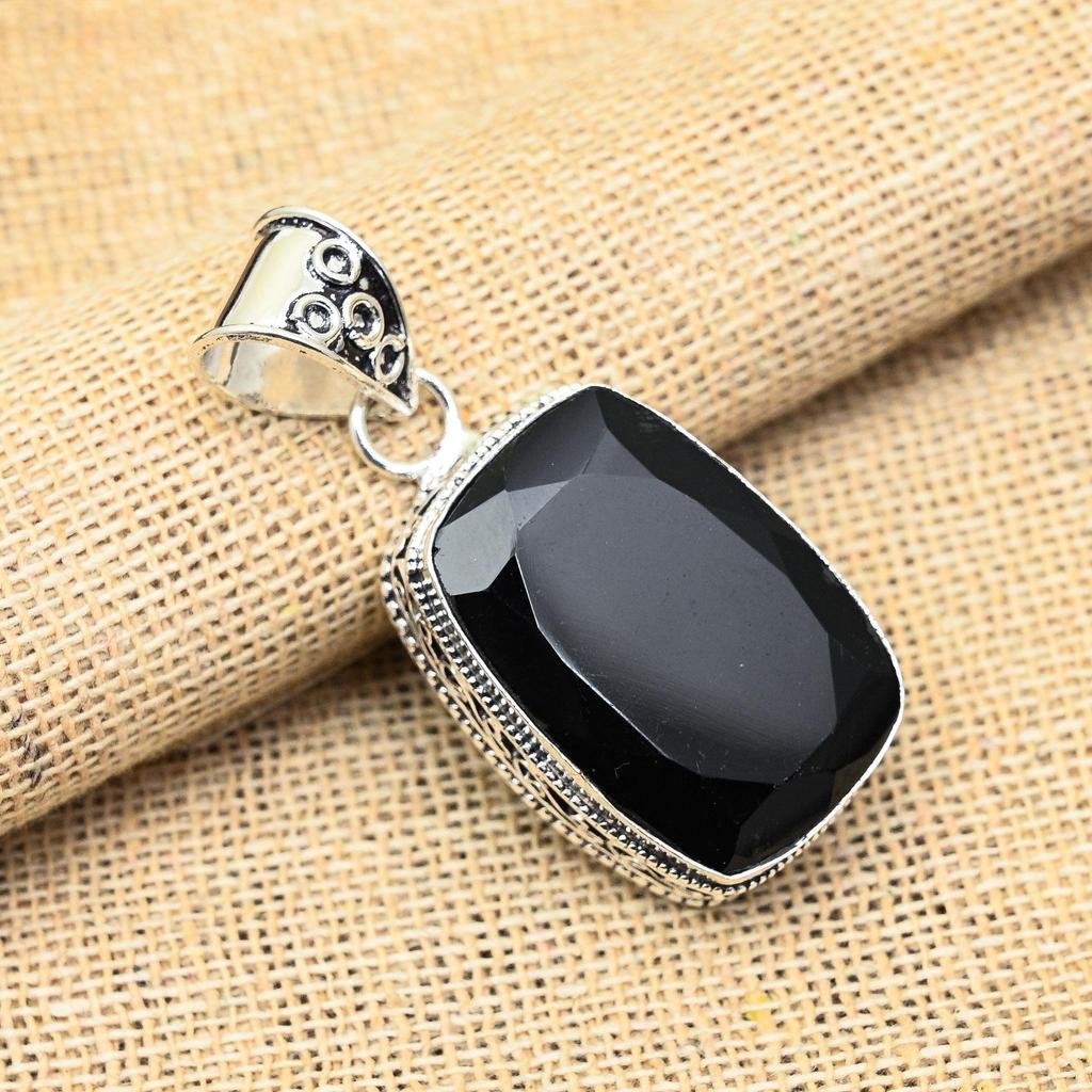 Black Spinel Gemstone Pendant Handmade 925 Sterling Silver Jewelry For Birthday Gift