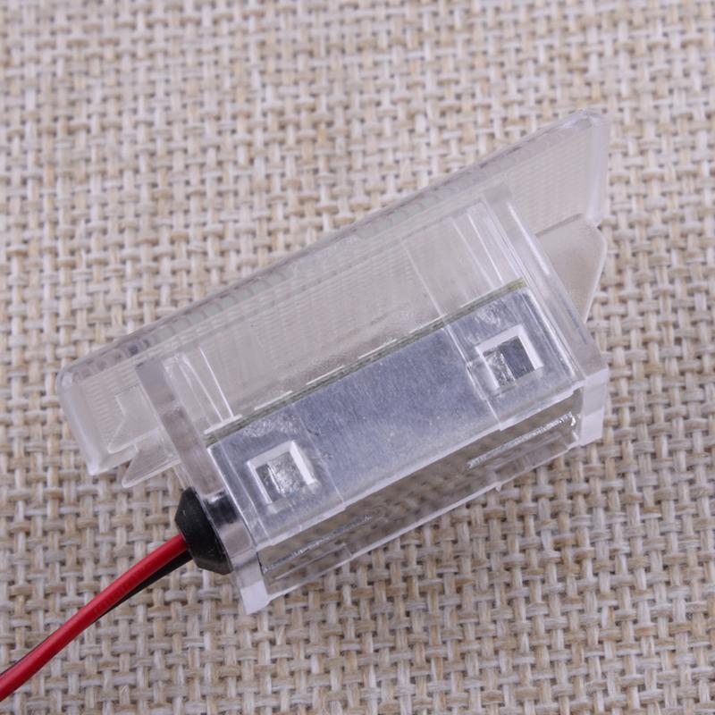 1 Par de Luz LED para Compartimento de Mala Interior Lâmpada de Carga para Porta-malas DC 12V 3W 6136623 Compatível com Ford C-MAX Cougar Escort Figo Fiesta Focus