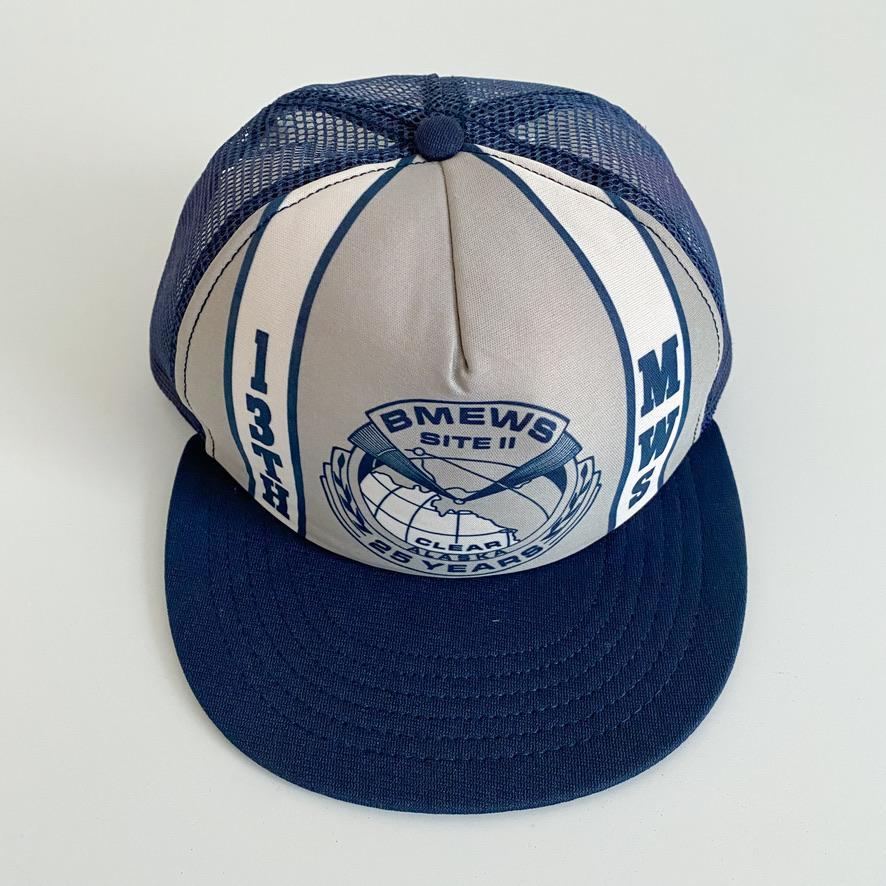 

[USED] Vintage Printed Mesh Trucker Cap in Navy
