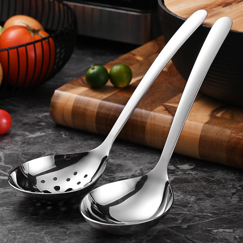 304 Stainless Steel Thickened Shared Spoon for Soup, Porridge, and Hot Pot - Hotel Serving Ladle