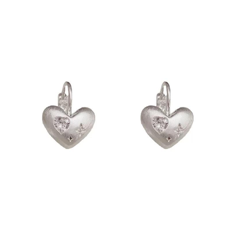 Retro Fashion Inlaid Rhinestone Heart Ear Buckle for Women Exquisite Pendant Earring Temperament Jewelry серебряный