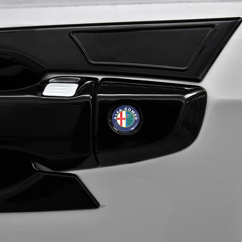 2/4/6 Pezzi Adesivo Emblema Tappo Serratura Portiera Auto Adesivo Protettivo per Alfa Romeo Giulia Stelvio Giulietta Spider GT 4C 8C Mito Brera Modifica