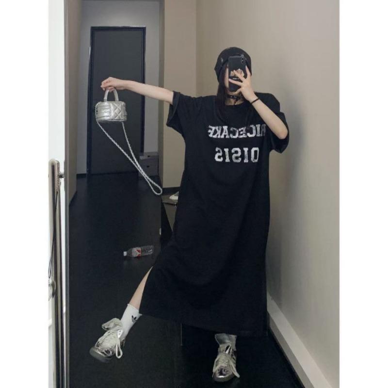 

Маленькое летнее длинное платье длиной до колена с буквенными принтами на юбке-футболке 4XL чёрный