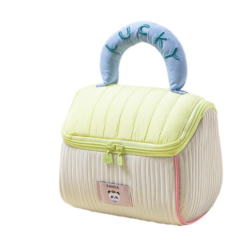 Cute House Makeup Bag, Large Capacity Cabin Wash Bag, Hand In Hand Carrying Storage Bag, Soft and Cute Girl Style Storage Bag