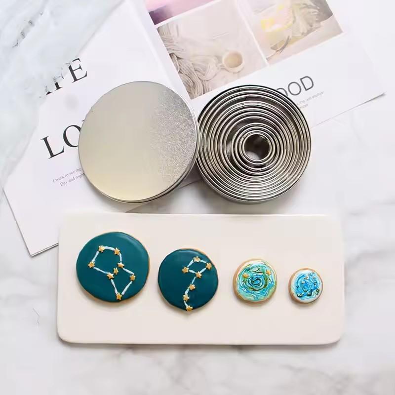 Sada 11/12 ks Formičky na sušenky Kráječ těsta Kulatá forma na dort z nerezové oceli Kuchyňské náčiní Kráječ na pizzu, pečení, vaření, sušenky, pečivo