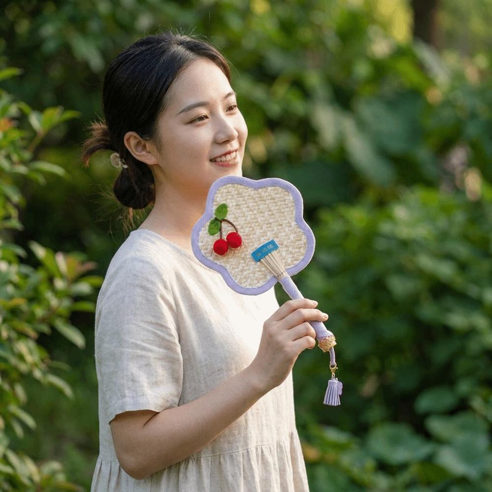 Vintage Portable Fan Flower Shaped Cooling Fan Creative Straw Fan Home Decor