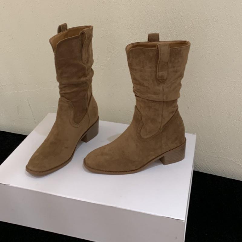 Inner heightening V-port stacking medium tube Martin boots women's boots 2025 autumn high-heeled short boots thin boots