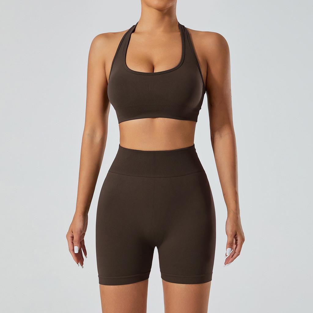 Seamless Yoga Set For Women With Quick Dry Fabric Perfect For Running And Fitness Activities