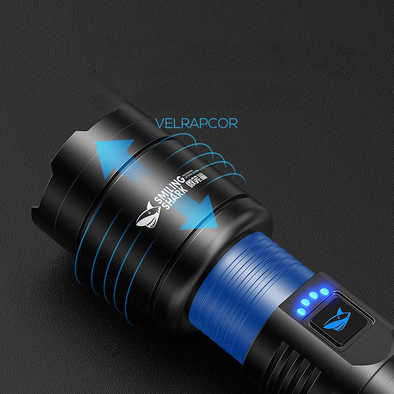 Iluminat în aer liber Lanternă cu lumină puternică Focalizare telescopică mecanică Afișaj live de mare capacitate poate fi folosit ca banc de alimentare