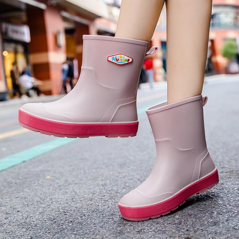 Fashion rain shoes women's trend short tube water shoes four seasons outside work shoes car wash low tube waterproof non-slip rubber shoes rain boots