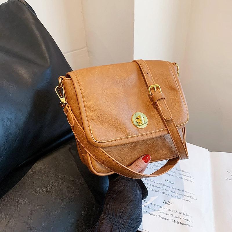 New Retro Shoulder Bag Trendy Casual Fashion Commuter Messenger Bag