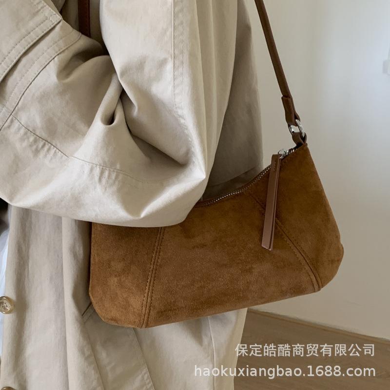 Underarm bag women's large capacity 2025 new autumn and winter retro versatile leopard print shoulder messenger bag commuter dumpling bag