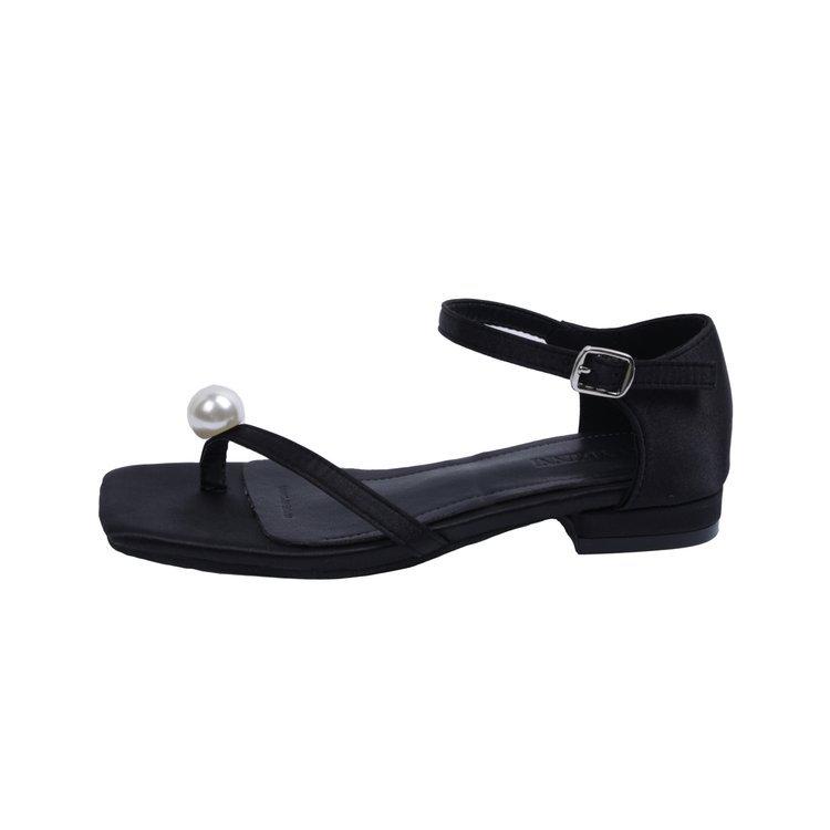 

Pearl toe word with thick heel sandals female summer 2024 new gentle fairy wind thick heel pinch foot small fragrant wind 35