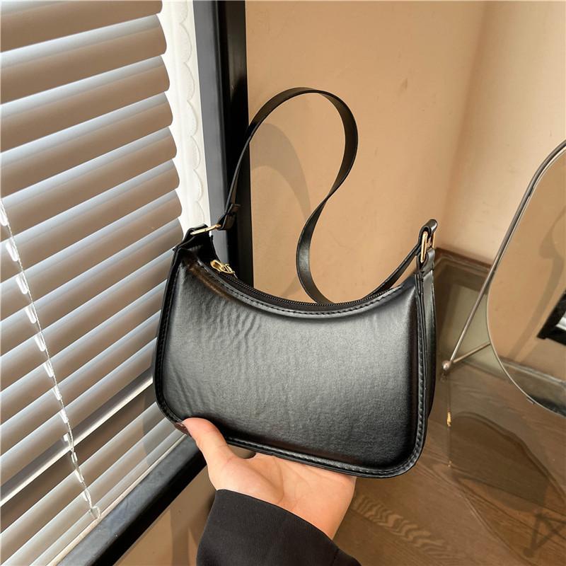 Fashionable Korean Style Single Shoulder Bag For Women Autumn New Chic Moon Bag In Classic Black White Silver And Fuchsia