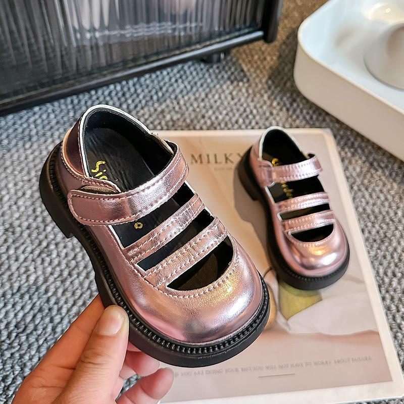 Kids Leather Shoes Round Toes Soild Color Girls Performance Shoes Hollowed-out 2025 Summer New Children Flat Shoes Hook&loop