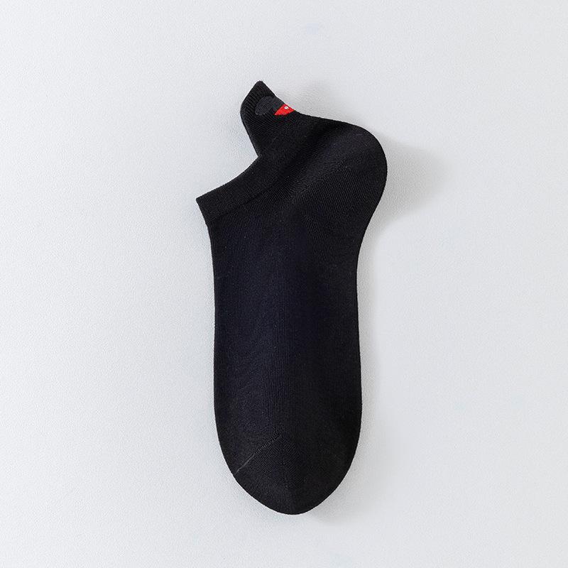 Women's 3D Heel Love Embroidery Low-Cut Socks - Breathable & Invisible