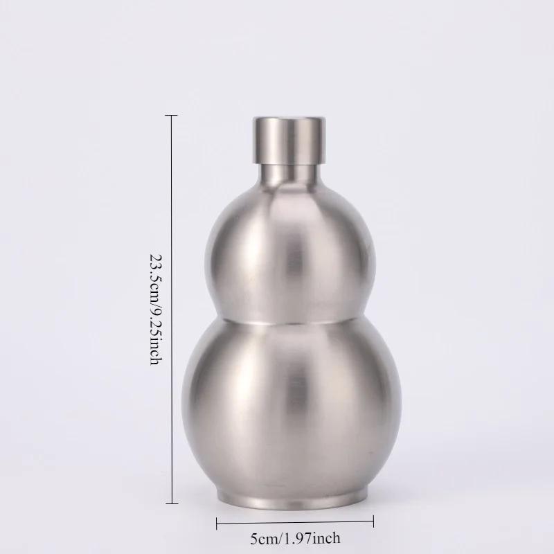 Trendy Stainless Steel Liquor Flask:Wine Bottle, Perfect for Outdoor Enthusiasts, Festivals & Beach Trips