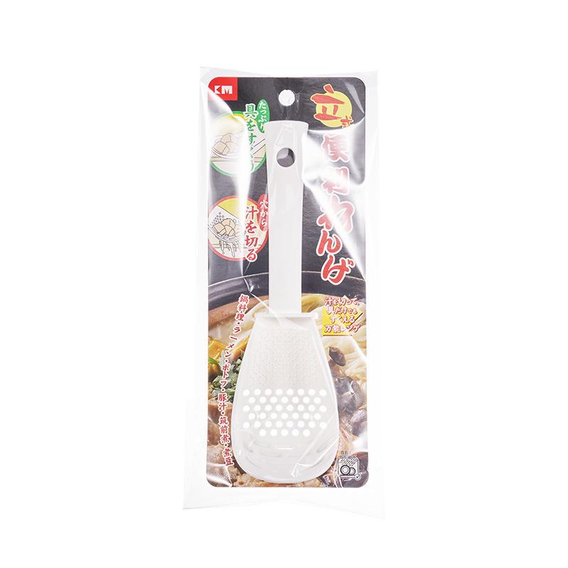 Multi-functional Baby Food Spoon: Food-Grade Colander, Grinder, Masher, Scooper, and Drainer.
