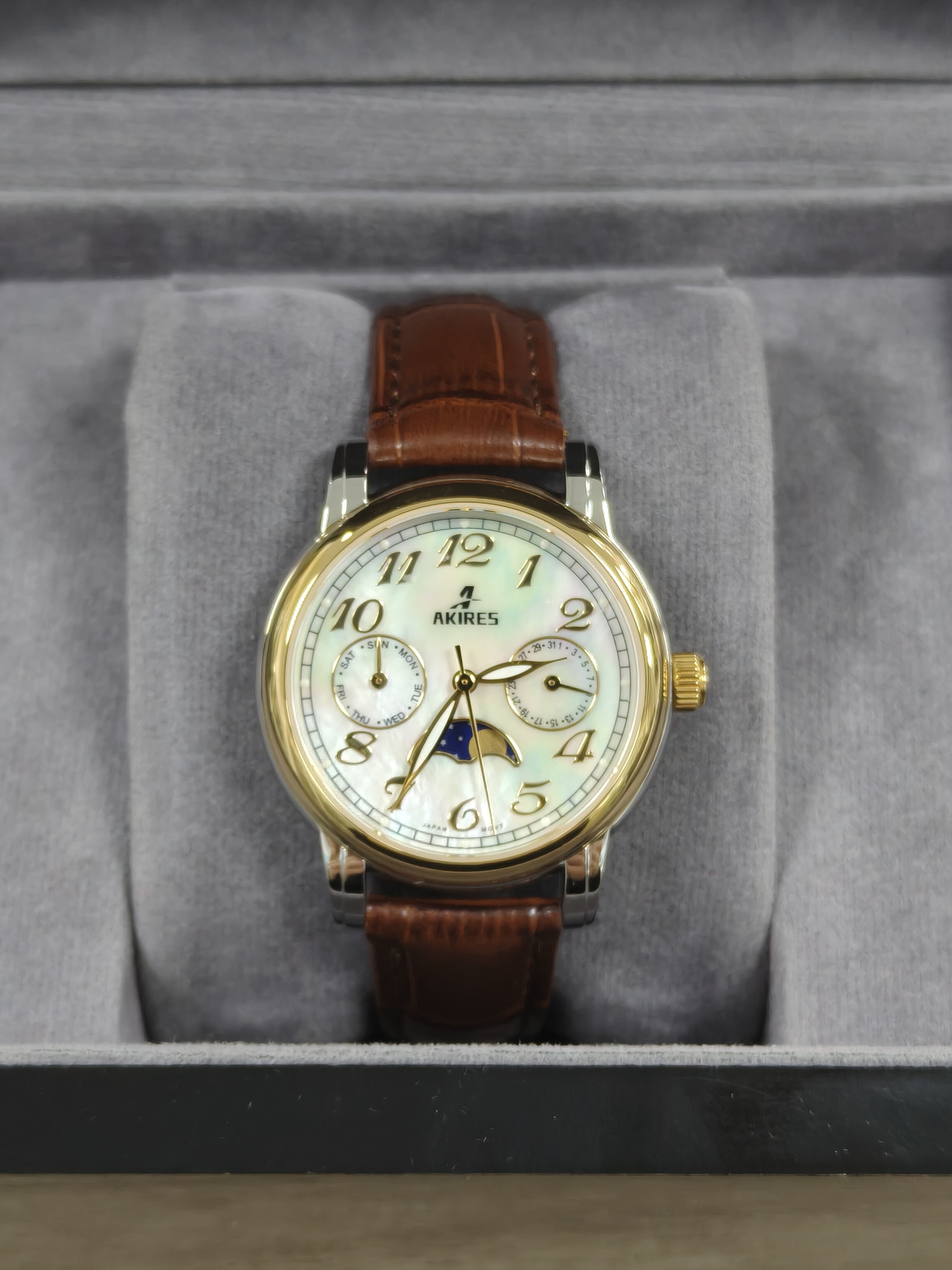 Low MOQ Luxury Miyota Quartz Watch