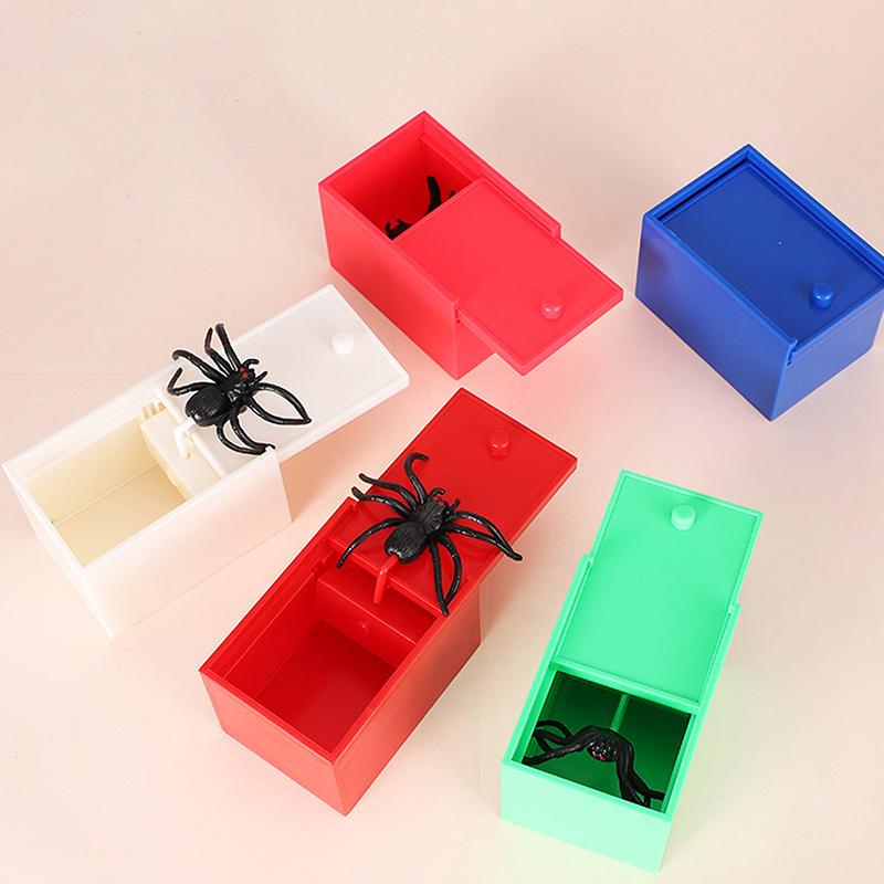1Pc Trick Spider Funny Scare Box Wooden Hidden Box Quality Prank Wooden Scare Box Fun Game Prank Trick Friend Office Toys