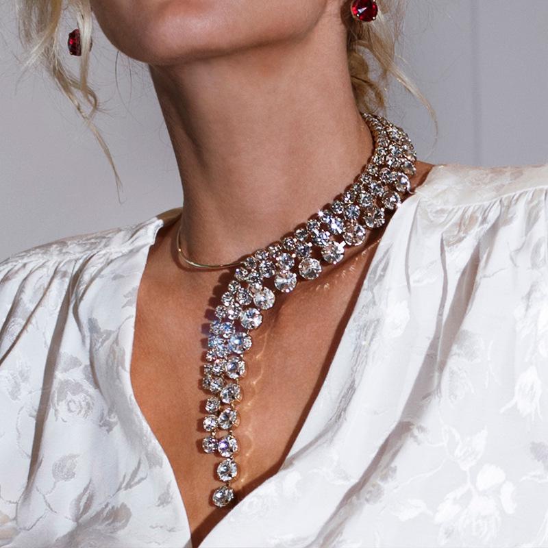 Collier Ras-du-cou Luxe à Franges Métalliques et Strass