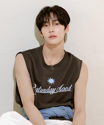 Seteo Saturday Mood Lettering Sleeveless Charcoal