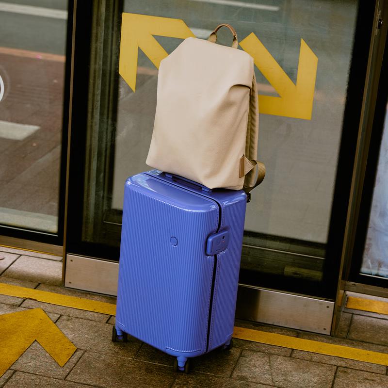 ITO Lightweight Water-Resistant Business Travel Backpack