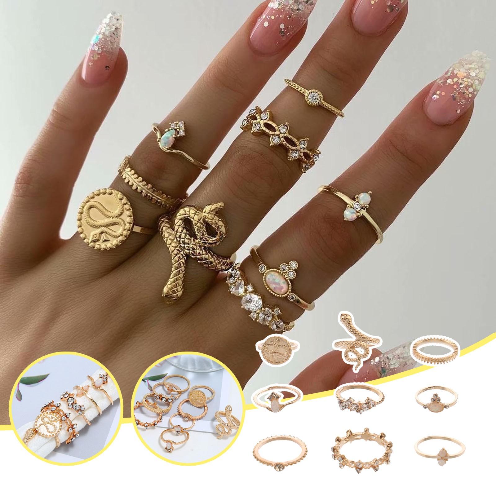 

Набор из девяти колец с бриллиантовой монетой в стиле ретро и антиопаловым змеиным суставом