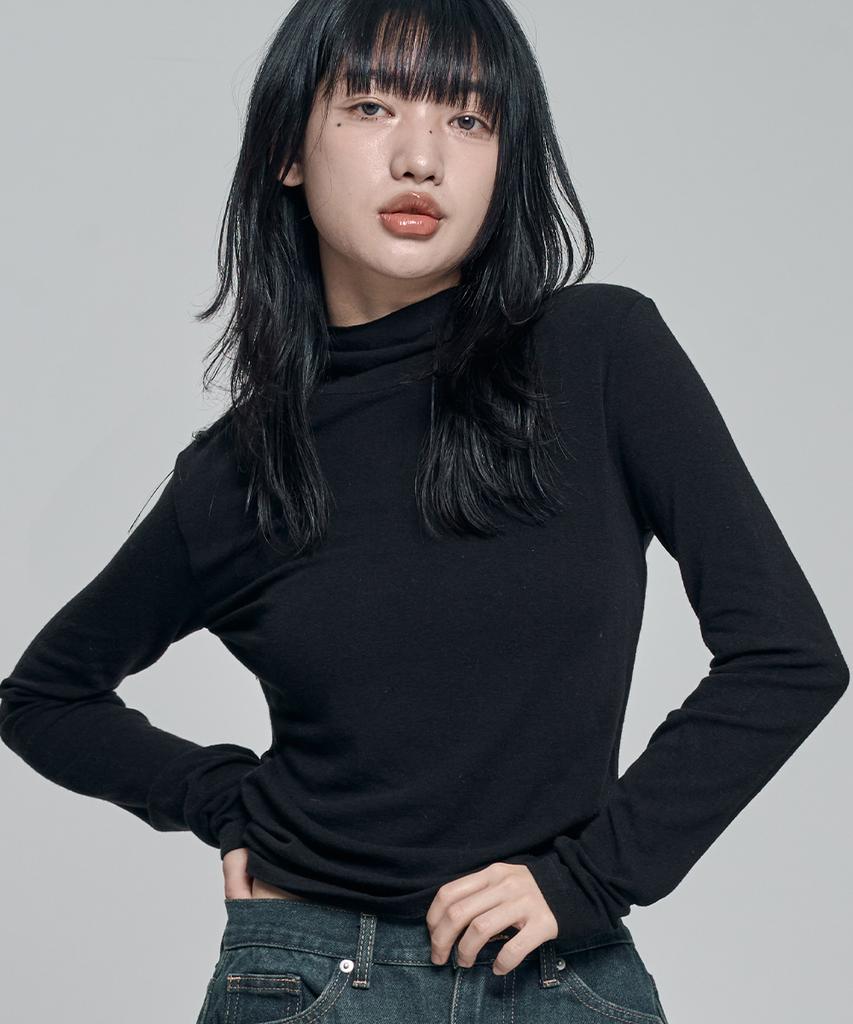 CHICKS High-Neck Layered Long Sleeve Black