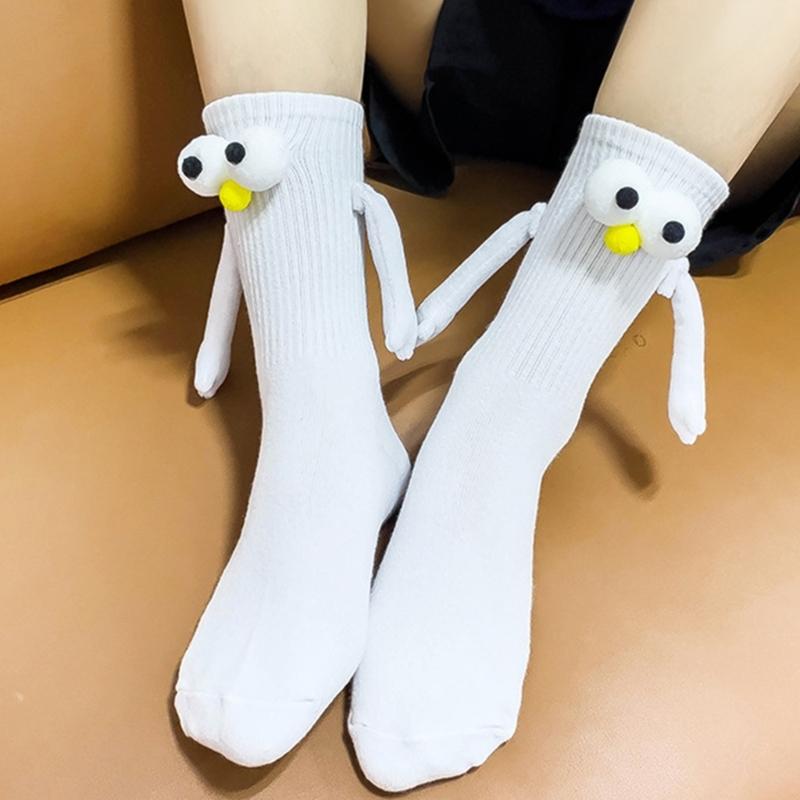 Magnetic Couple Socks Funny Doll Hand in Hands Matching Crew Socks for Bestfriend Boyfriend Girlfriend Friendship Socks