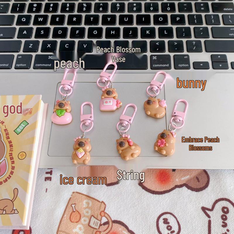 Capybara White Resin Cartoon Keychain - Small Pendant and Bag/Car Accessory