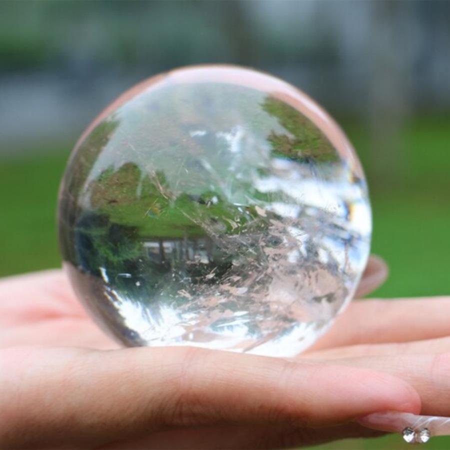 Natural White Crystal Ball Feng Shui Ornament for Home and Office Decor