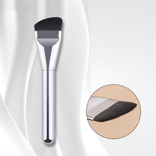 

ZOREYA - Flat Foundation Brush Black & Silver