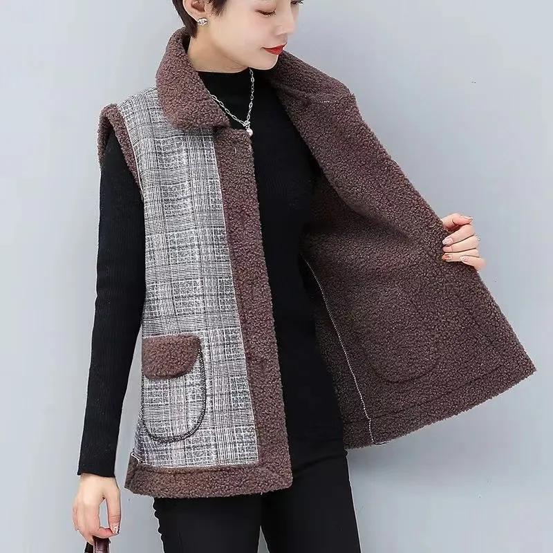 Women's Autumn Winter Waistcoat: Thickened, Loose-Fit Fashion Style, Warm Design