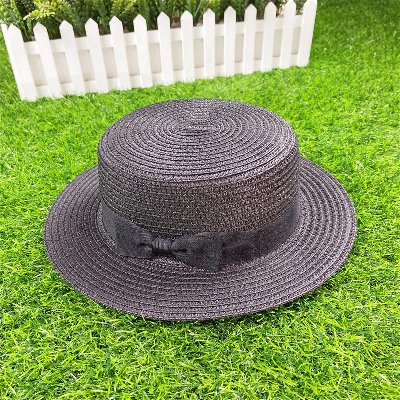 Korean Style Women's Straw Sun Hat with Flat Brim and Bow – Trendy Summer Beach Hat for Sun Protection