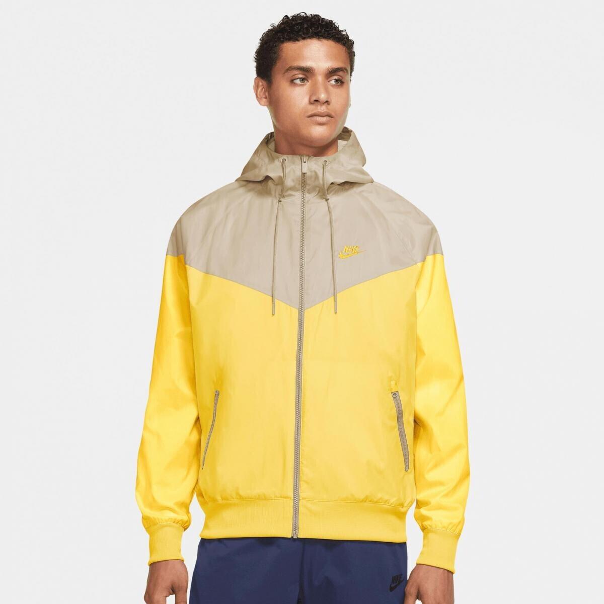 

Куртка Nike Sportswear Windrunner (DA0001) желтый страйк/ротанг/желтый страйк L