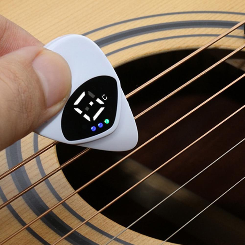 1-5pc Portable Guitar Pick & Tuner Combo 2-in-1 Guitar Pick Folk Guitar & Ukulele Tuner Digital Electronic Tuner for Acoustic