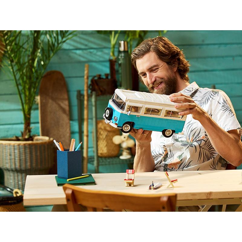 LEGO Creator Expert Volkswagen T2 Camper Van