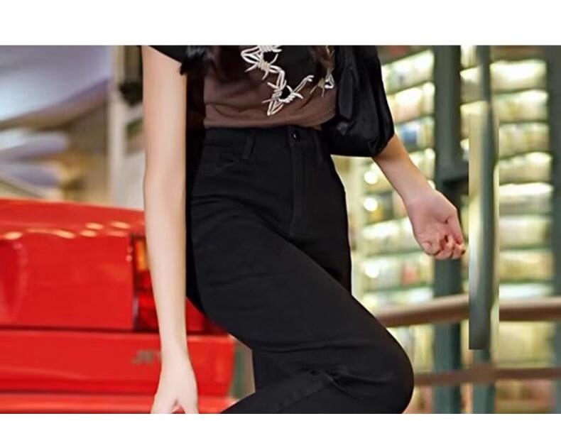 2025 Spring/Summer Women's Black Cigarette Straight-Leg Jeans - Slim Nine-Point Style