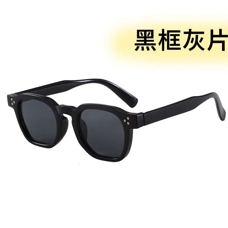 Vintage Round Sunglasses for Women Men Circular Eyeglasses Female Oval Eyewear for Male Female Shades UV400