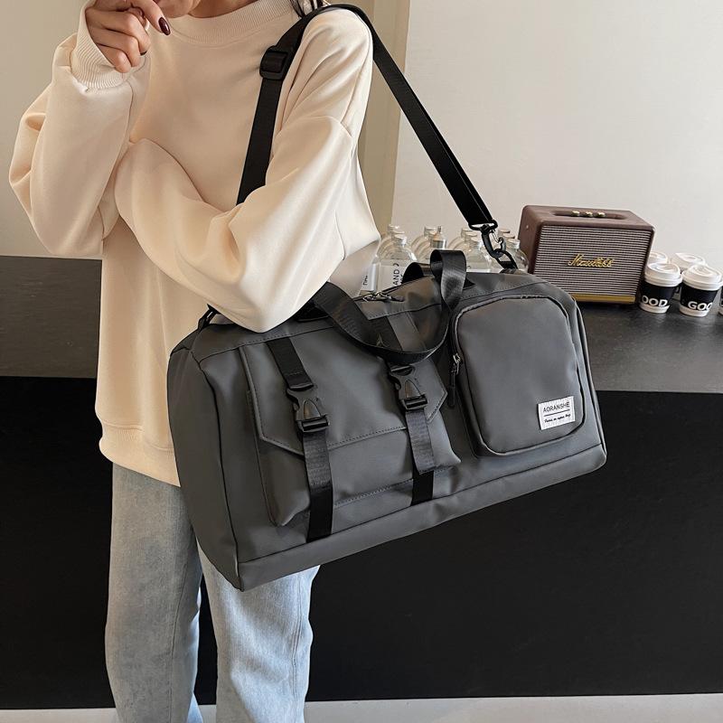 Dry and Wet Separation Outdoor Sports Fitness Bag, Large Capacity Hand-held Travel Bag, Can Be Putt Rod and Shoe Bin