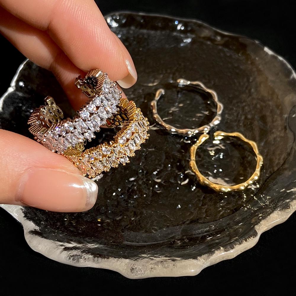 

Gold Zircon Open Ring - Shiny, Minimalist, High-End, Trendy Non-Mainstream Design