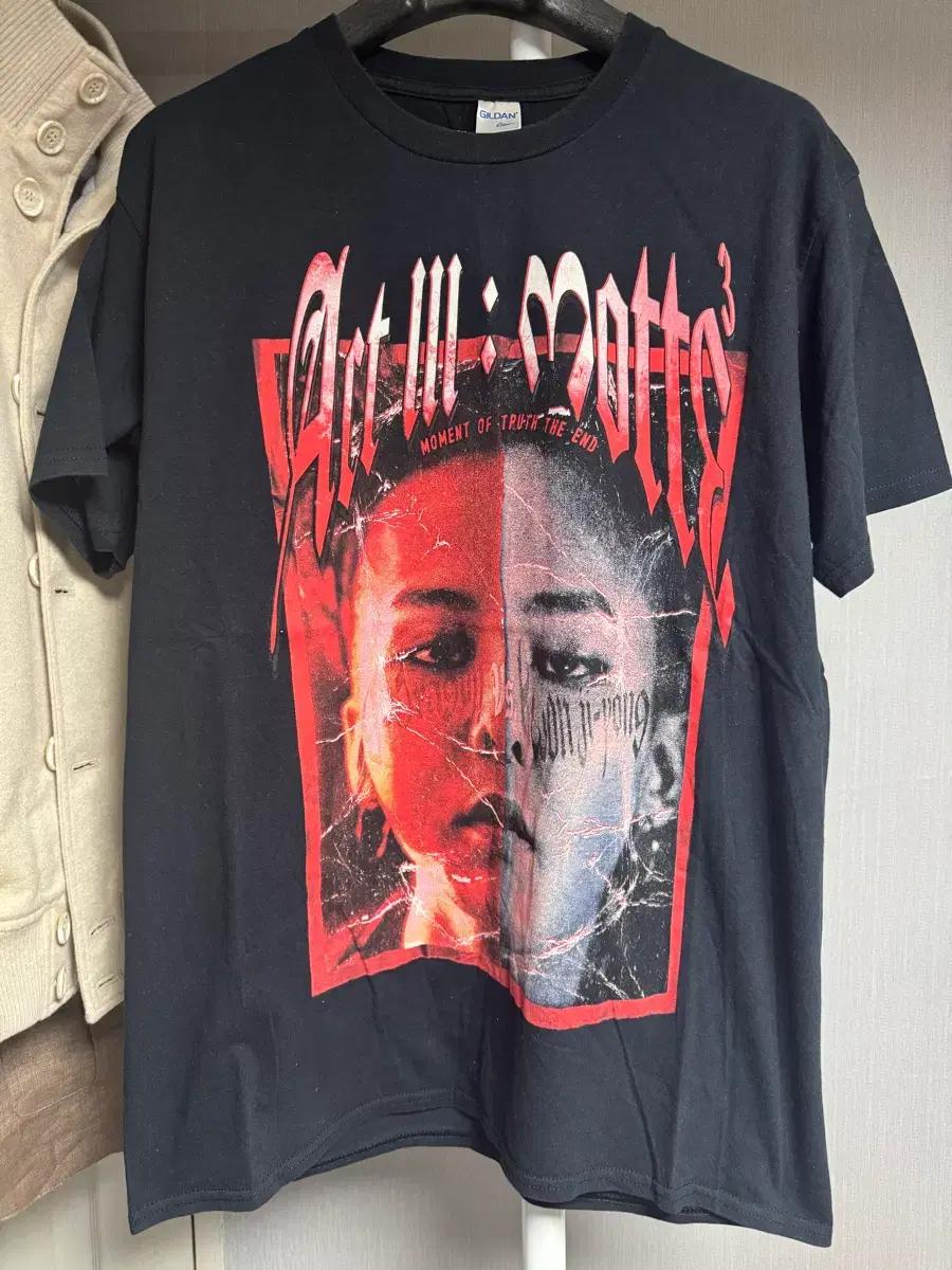 

G-DRAGON Vintage Tour Concert T-shirt 2XL Used