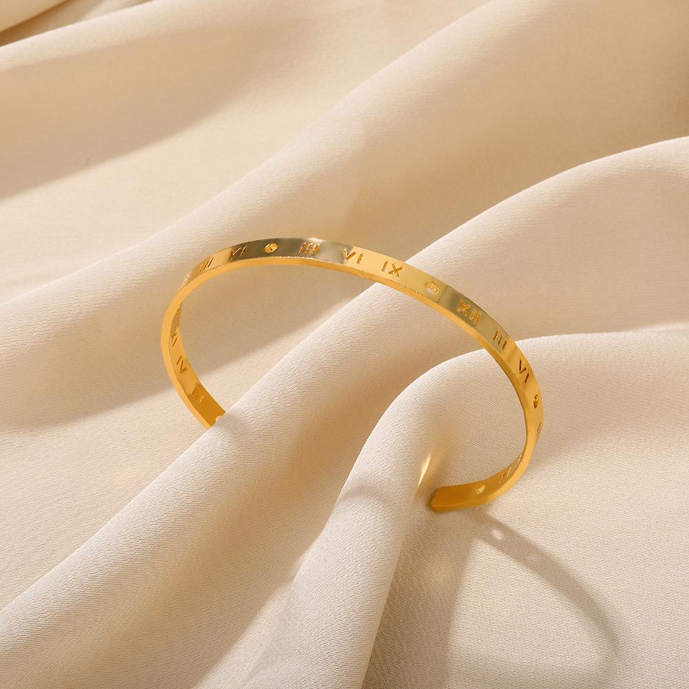 18k Gold Plated Roman Numeral Hollow Bracelet for Couples