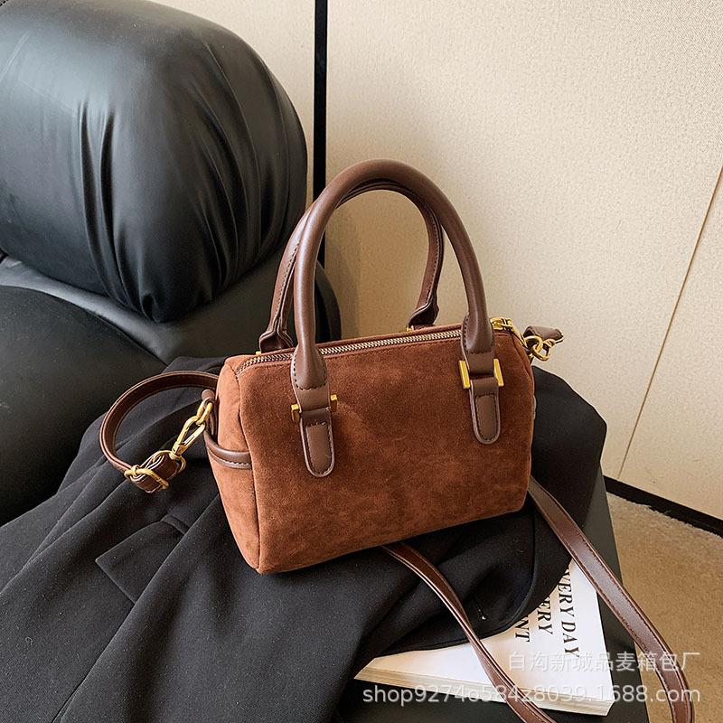 This Year's Popular Fashion Handbag Women's 2025 New Temperament Suede Shoulder Bag Foreign Style Crossbody Bag