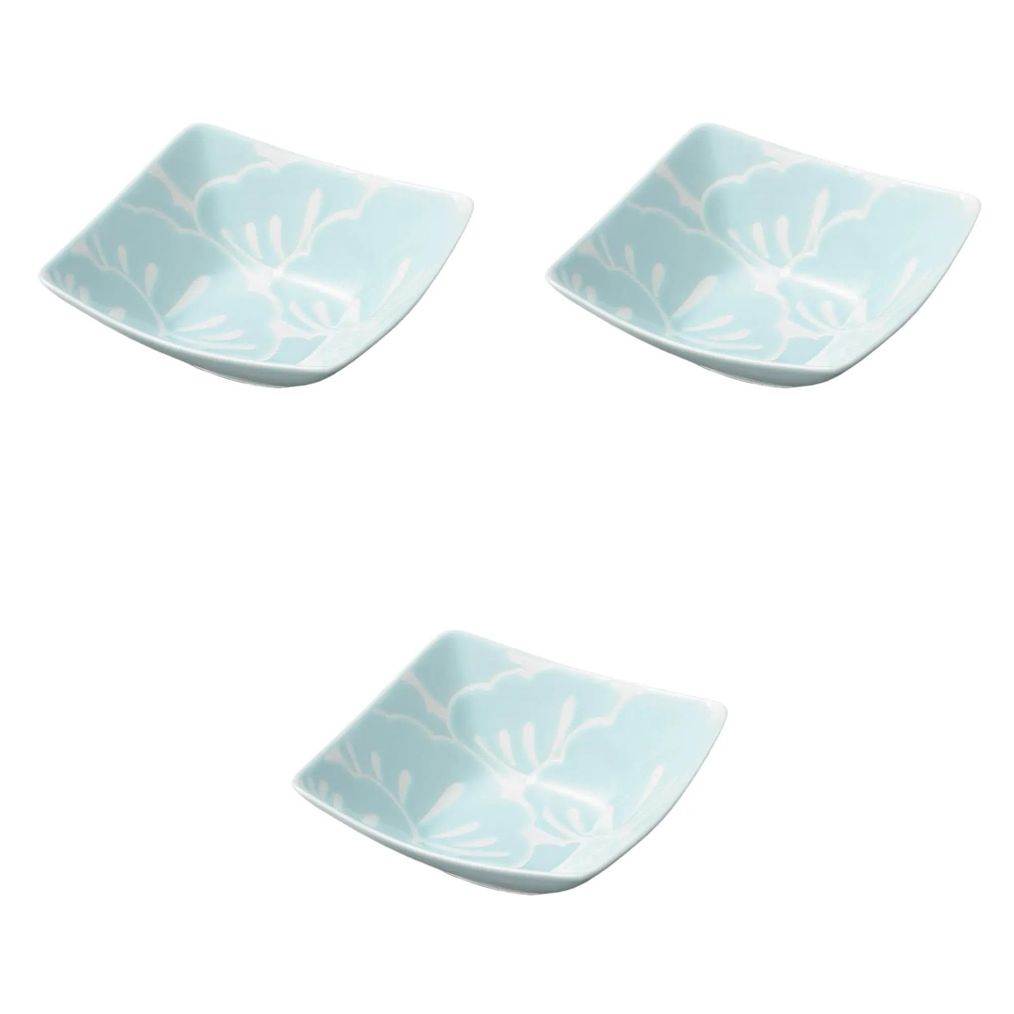 

Set of 3 Hafuri Small Bowls and x x 4 Hasami Ware Small Bowls Setomonohonpo (Pine Blue) [12.5 12.5 cm]