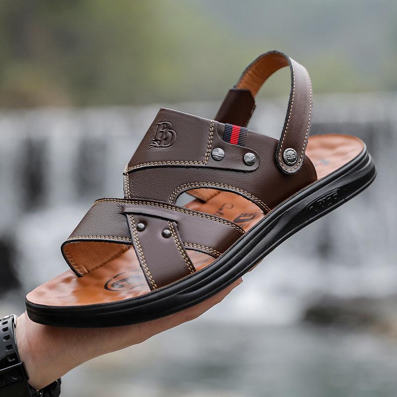 Men's Sandals Summer Leather Soft Sole Non-slip Beach Shoes 2025 New Large Size Casual Wear Cool Slippers