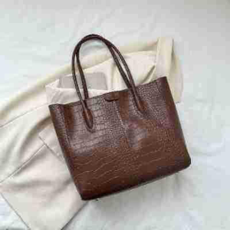 

Trend large-capacity bag spring new simple casual shoulder bag casual large-capacity commuter tote bag