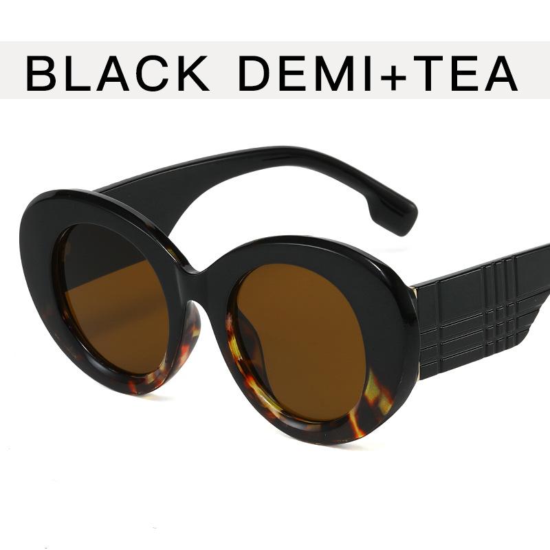 Vintage Oversized Round Glasses for Women Luxury Brand Designer Anti Blue Light Blocking Eyeglasses Rivet Optical Frame