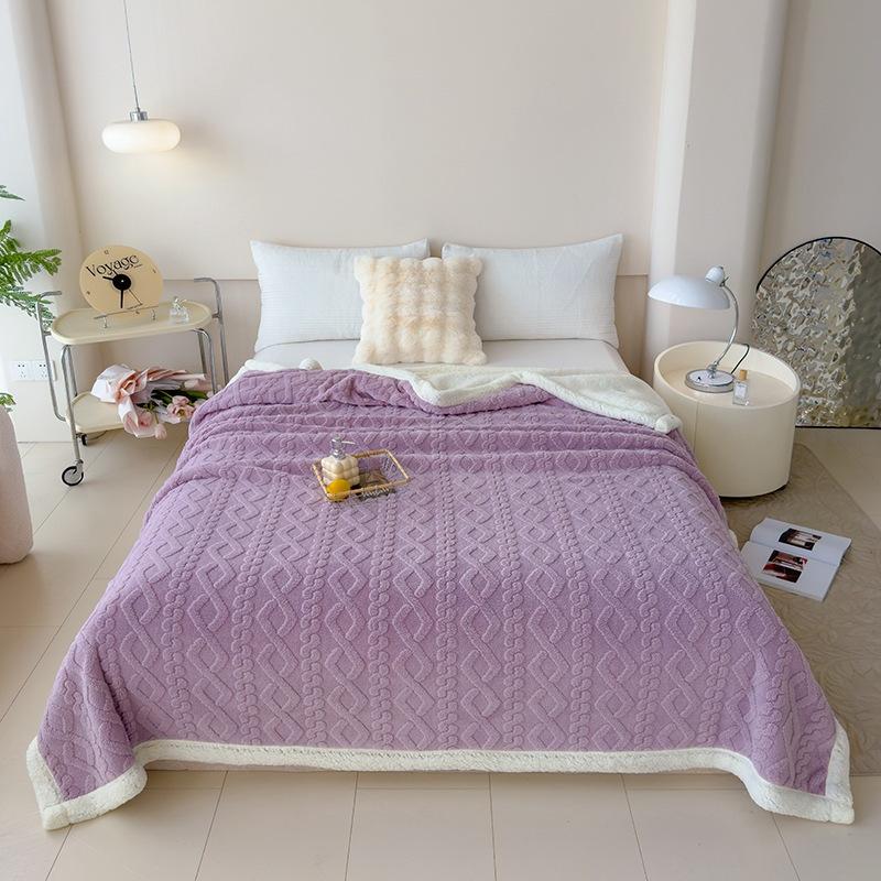 

Hot-selling e-commerce rhombus lamb wool blanket winter thickened warm blanket 100*150cm